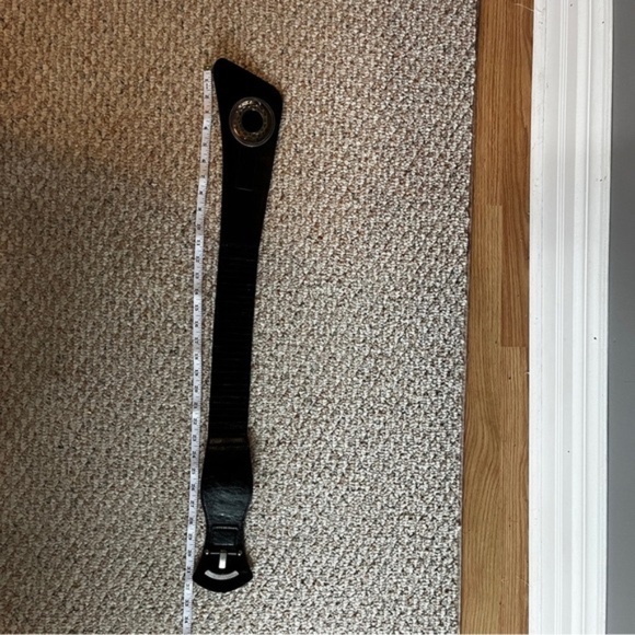 Western Style Belt With Clasp Black Elastic In Back - Picture 8 of 8